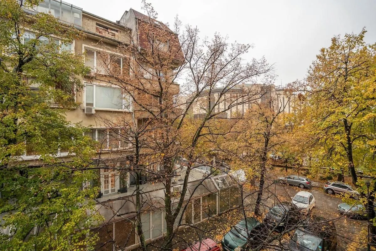 Stylish 2 Bdrm Apt At Ndk Sofia