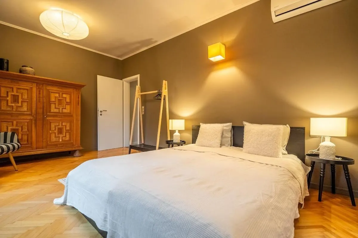 Stylish 2 Bdrm Apt At Ndk Sofia