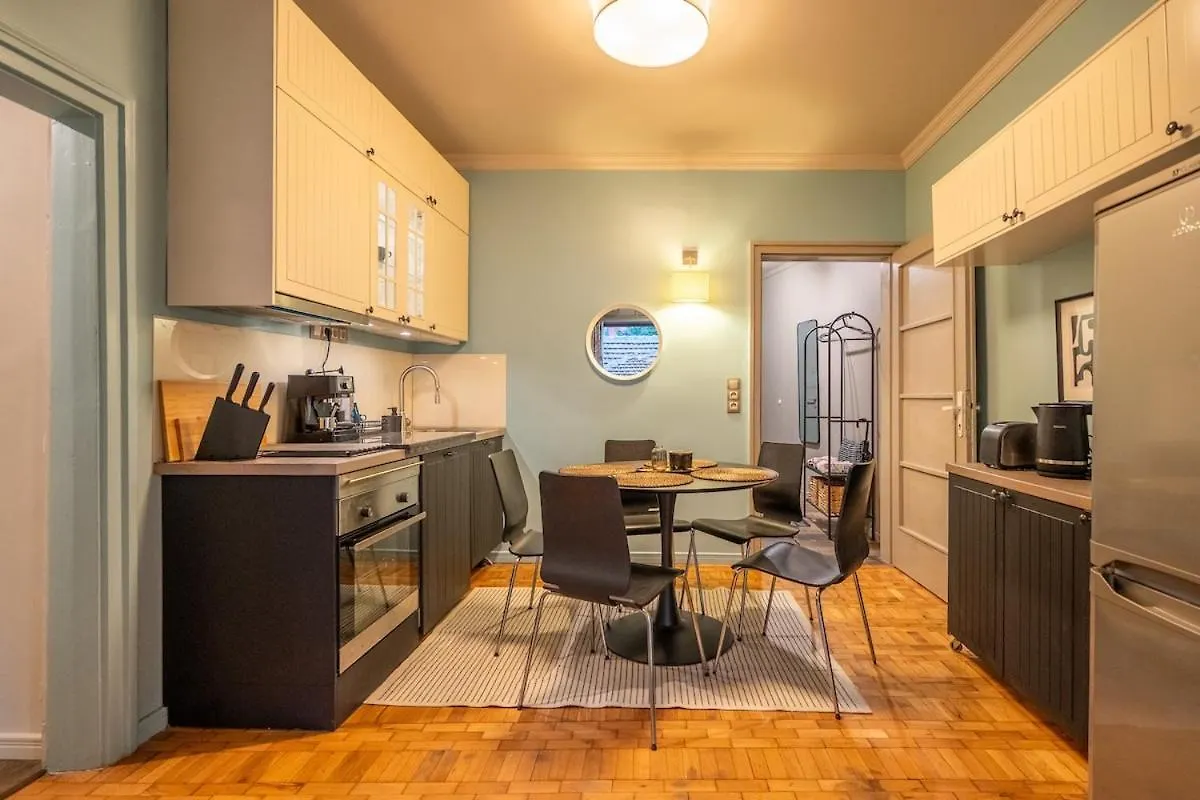 Stylish 2 Bdrm Apt At Ndk Sofia